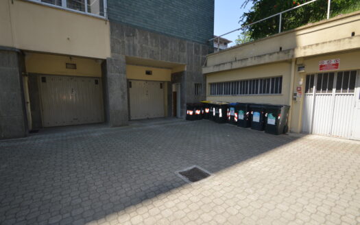 Via San Remo: Box auto mq 25