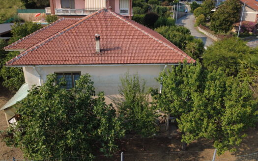 Druneto: casa indipendente con giardino di 900 mq