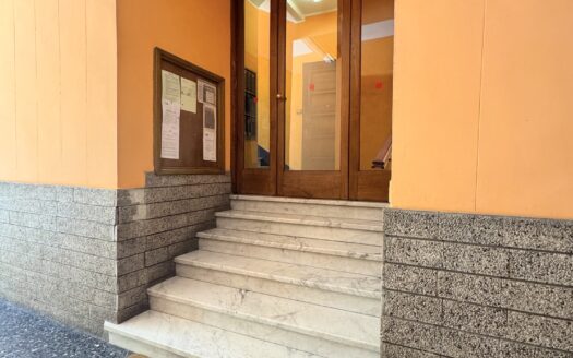 Via Ventimiglia: Ampio bilocale