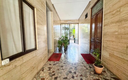 Via Governolo: Ufficio – 8 vani