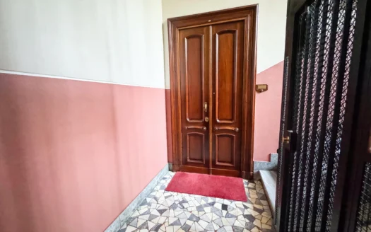 Via Governolo: Ufficio – 8 vani