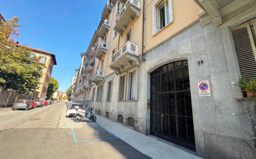 Via Governolo: appartamento di pregio