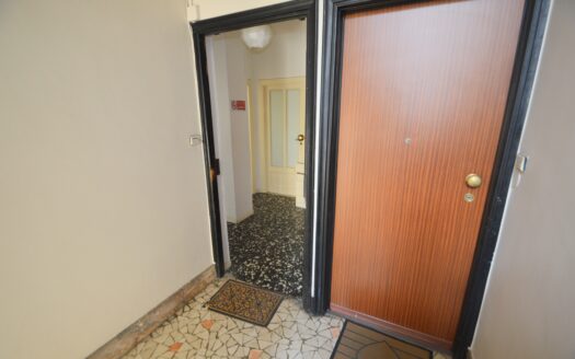 Via Sommariva: DUE POSTI LETTO IN CAMERA DOPPIA