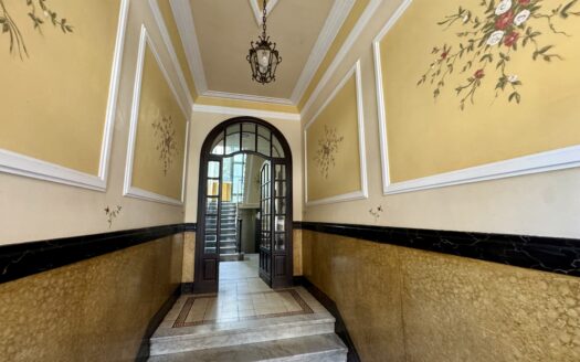 Via Staffarda: Mansarda per studenti o lavoratori